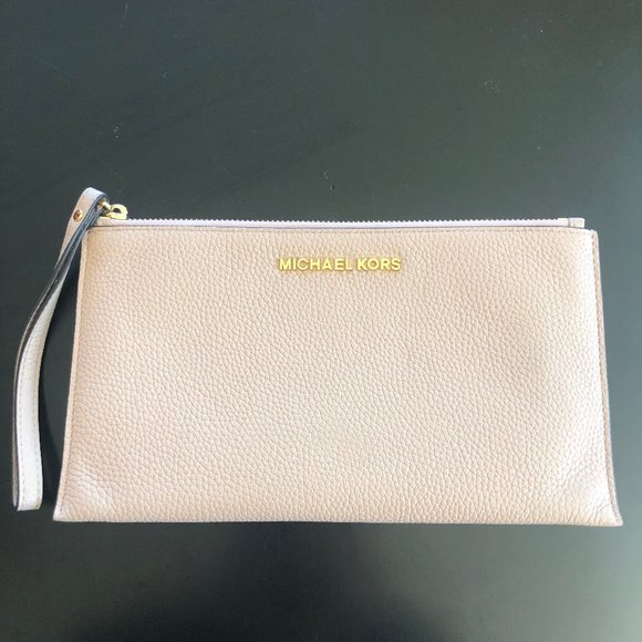 MICHAEL Michael Kors Handbags - SALE!!!! Michael Kors Large Zip Pouch Blush Color